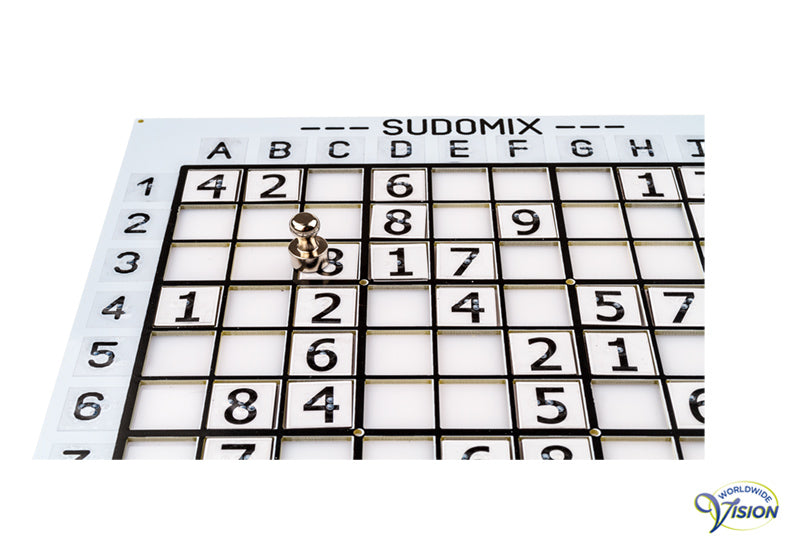 Sudomix voor blinden, bord met diepliggende velden en magnetische cijfers in braille